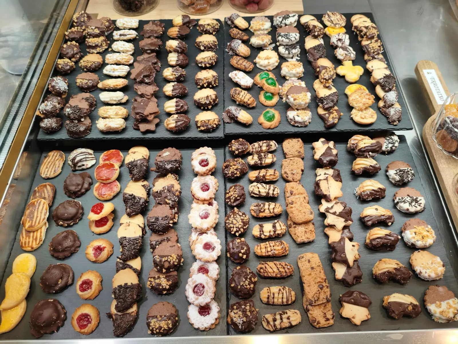 Galletas artesanales recién horneadas